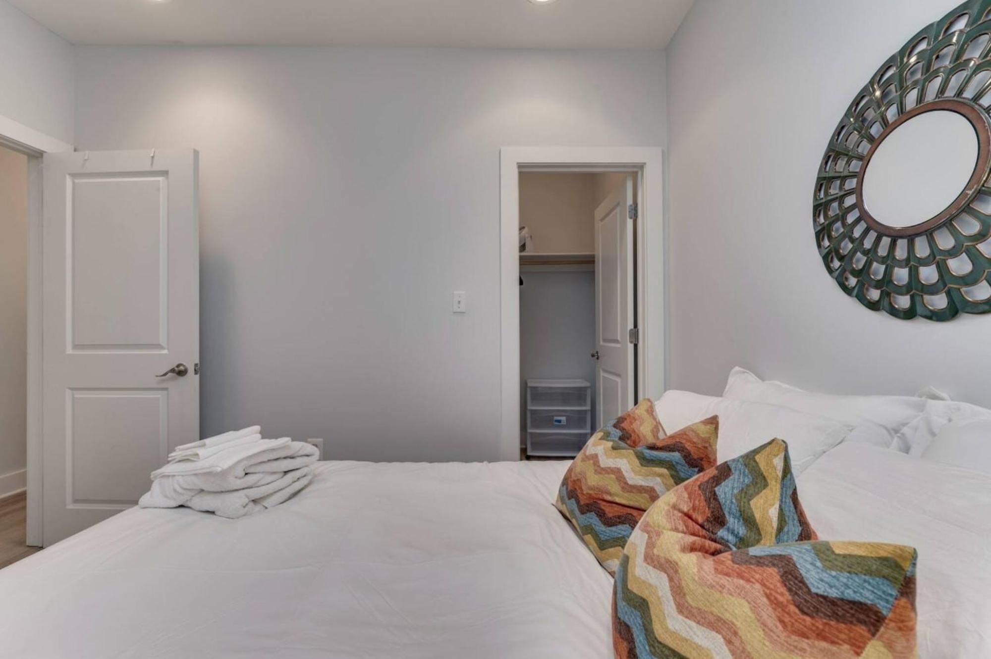 Ferienwohnung Luxe 2Bd2Ba Townhouse In Hip Area - Near Metro Washington Exterior foto